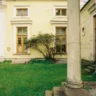 Czyszczenie starego betonowego tarasu myjką ciśnieniową